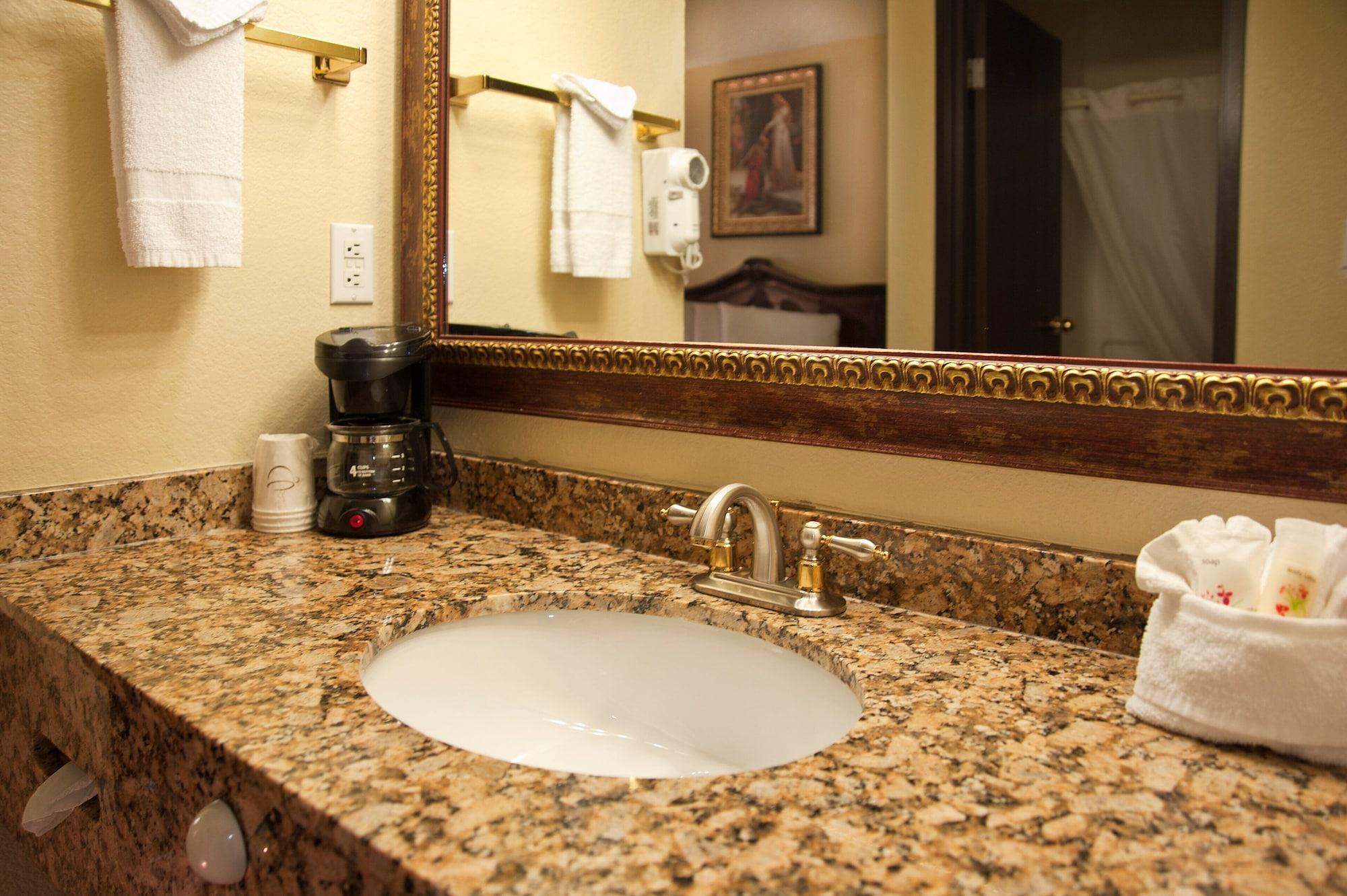 The Stone Castle Hotel & Conference Center Branson Kültér fotó